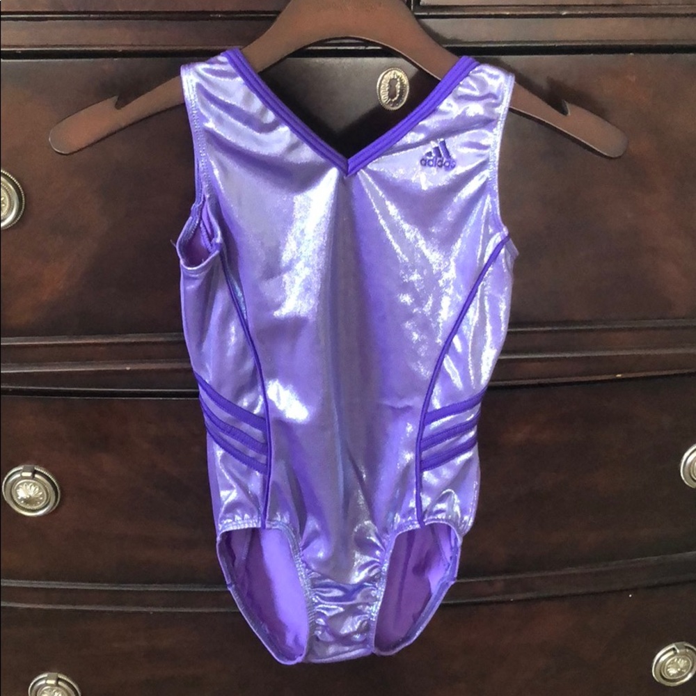 EUC Adidas gymnastics practice leo adult small
